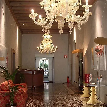 Otel Cappello 3*